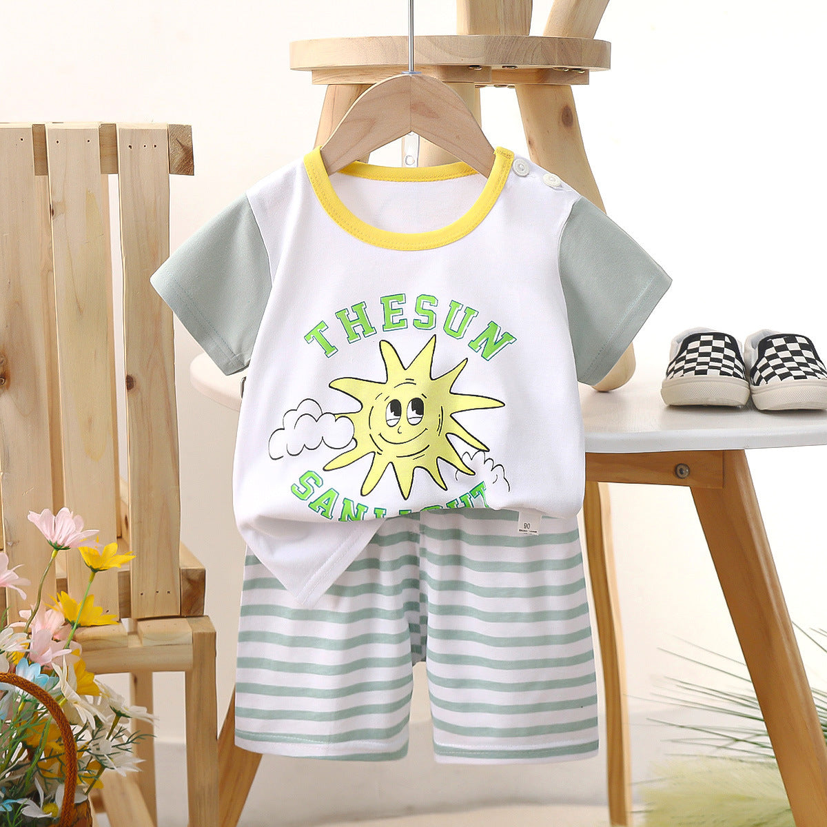 Ensemble enfant short et t-shirt d'été
