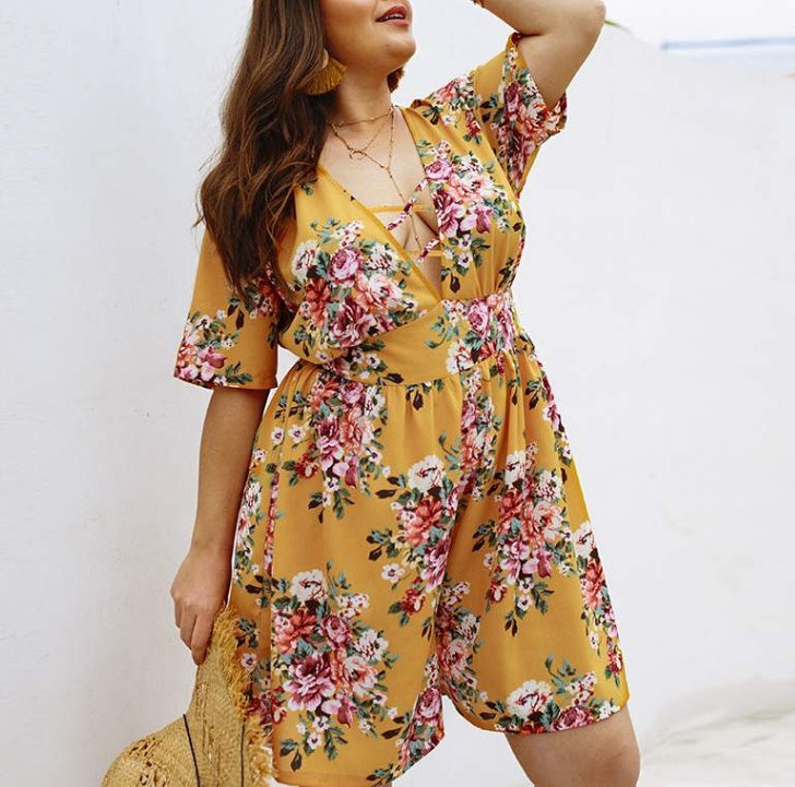 Combinaison courte fleurie pour femme