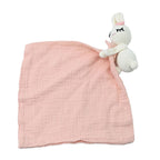 Peluche câline avec mini serviette