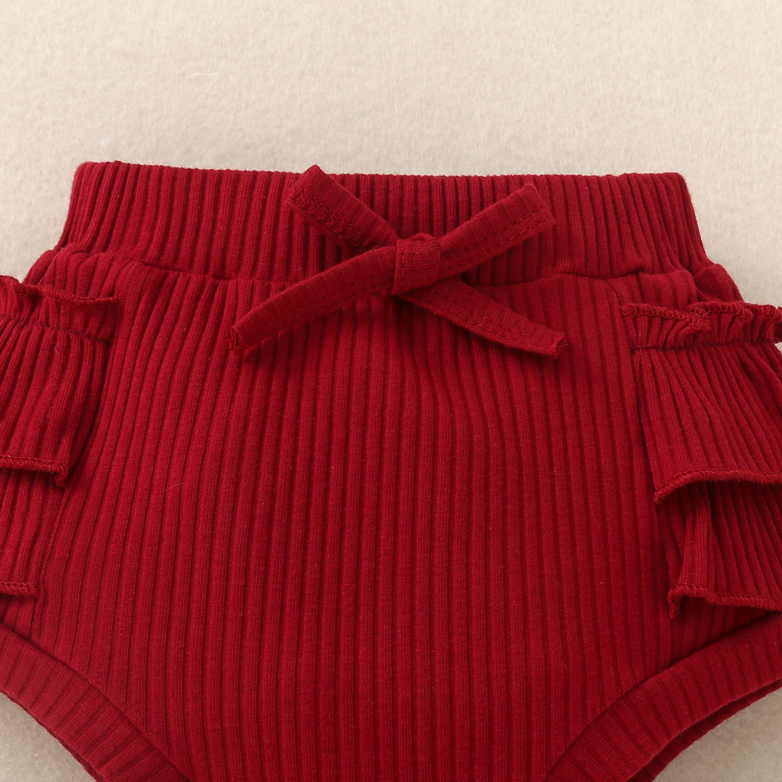 Ensemble short et haut à manches volantées bébé fille