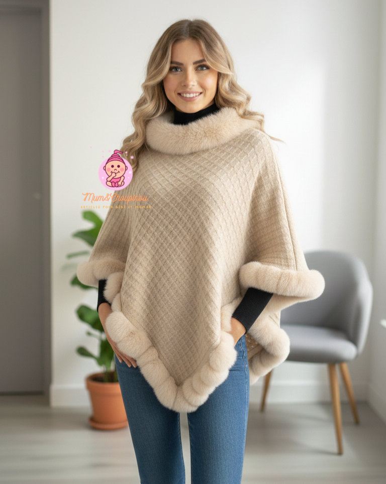 Poncho cape tricotée avec garniture en fausse fourrure